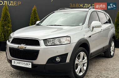 Позашляховик / Кросовер Chevrolet Captiva 2012 в 