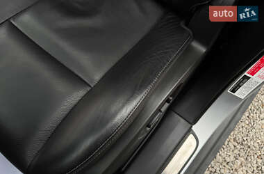 Позашляховик / Кросовер Chevrolet Captiva 2012 в 