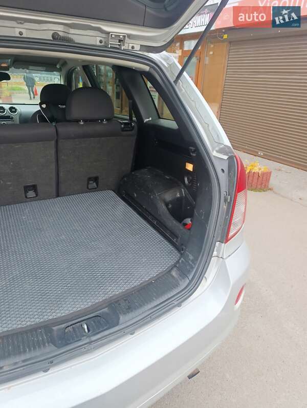 Внедорожник / Кроссовер Chevrolet Captiva 2013 в Ровно