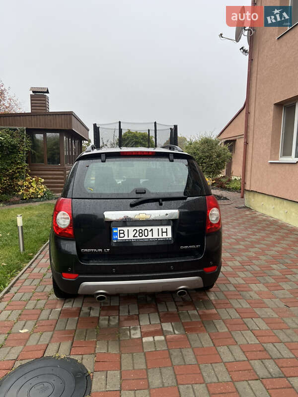 Позашляховик / Кросовер Chevrolet Captiva 2010 в Полтаві фото 3 Позашляховик / Кросовер Chevrolet Captiva 2010 в Полтаві