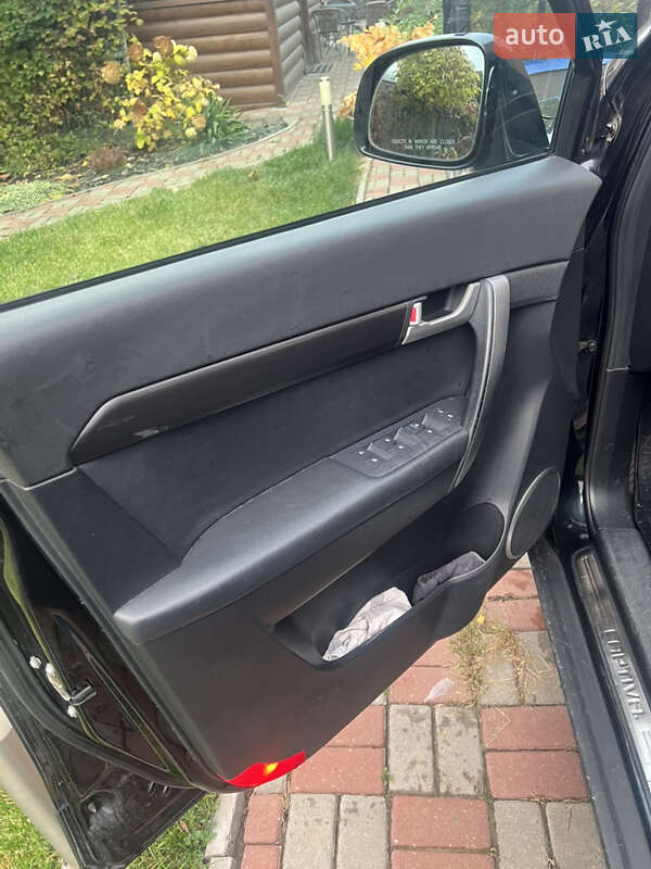 Позашляховик / Кросовер Chevrolet Captiva 2010 в Полтаві фото 8 Позашляховик / Кросовер Chevrolet Captiva 2010 в Полтаві