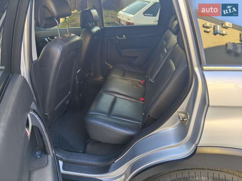 Внедорожник / Кроссовер Chevrolet Captiva 2006 в Тернополе фото 6 Внедорожник / Кроссовер Chevrolet Captiva 2006 в Тернополе