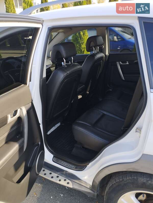 Внедорожник / Кроссовер Chevrolet Captiva 2013 в Тернополе фото 6 Внедорожник / Кроссовер Chevrolet Captiva 2013 в Тернополе