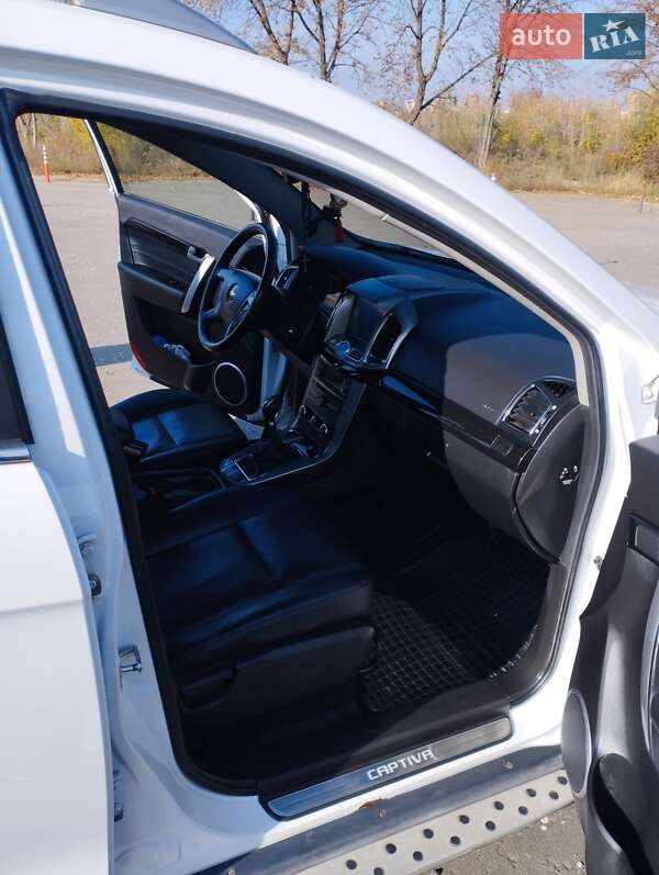 Внедорожник / Кроссовер Chevrolet Captiva 2013 в Тернополе фото 10 Внедорожник / Кроссовер Chevrolet Captiva 2013 в Тернополе