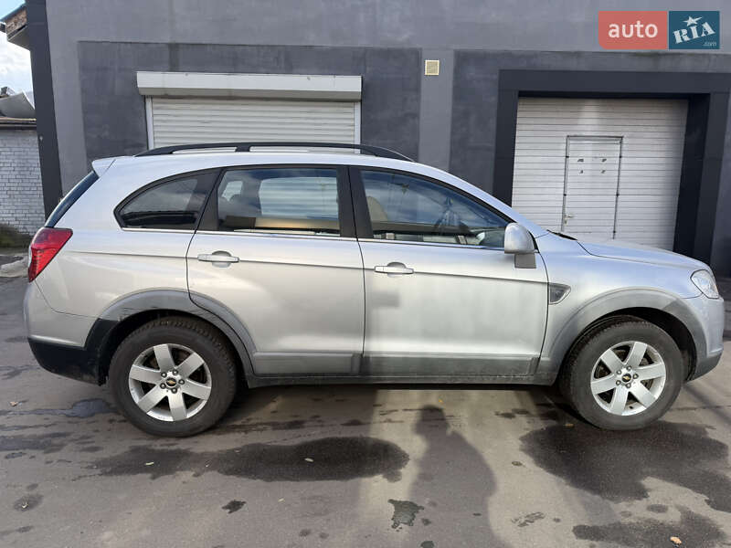 Внедорожник / Кроссовер Chevrolet Captiva 2007 в Киеве фото 4 Внедорожник / Кроссовер Chevrolet Captiva 2007 в Киеве