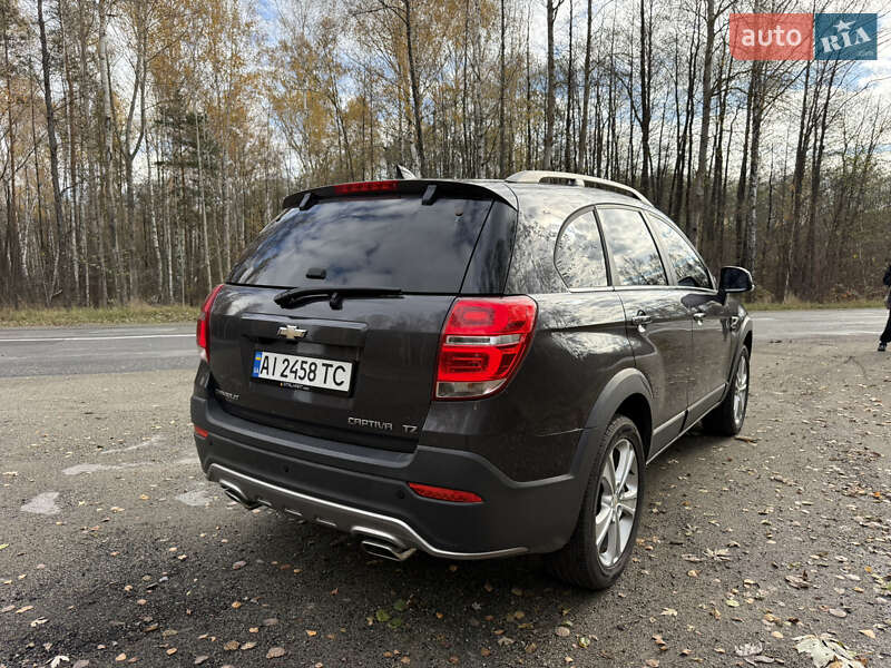 Внедорожник / Кроссовер Chevrolet Captiva 2015 в Киеве