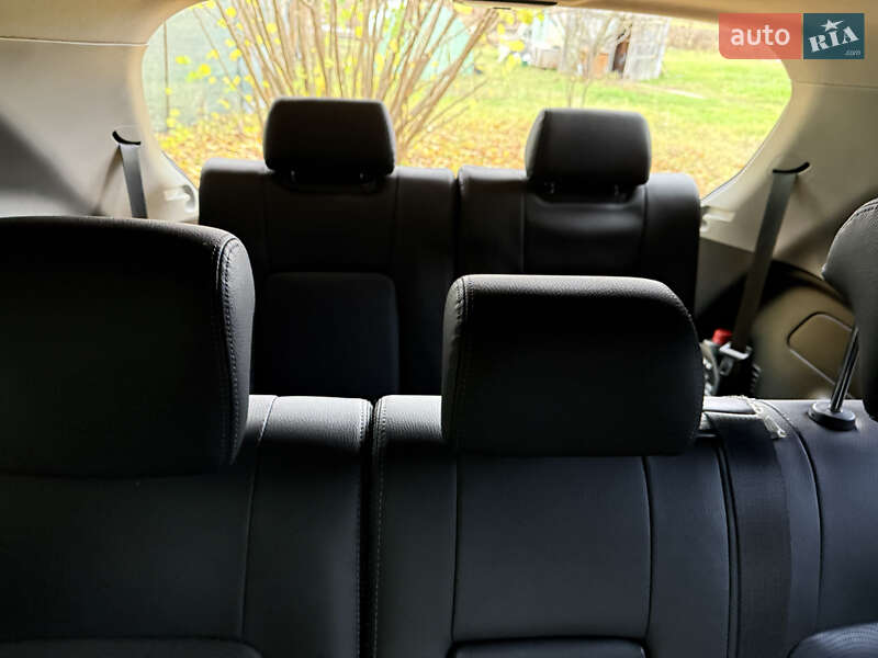 Внедорожник / Кроссовер Chevrolet Captiva 2015 в Киеве