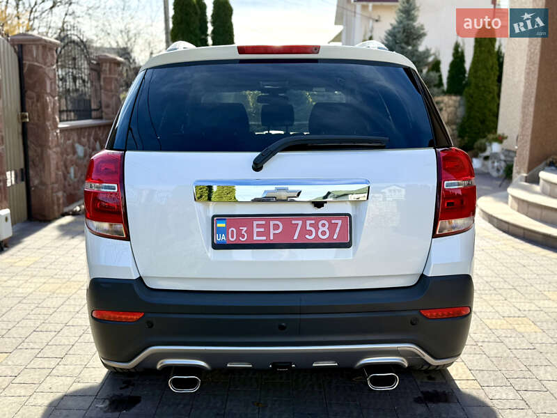 Внедорожник / Кроссовер Chevrolet Captiva 2014 в Тернополе