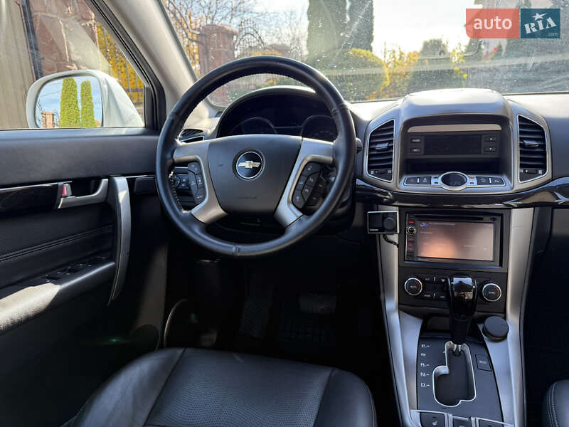 Внедорожник / Кроссовер Chevrolet Captiva 2014 в Тернополе