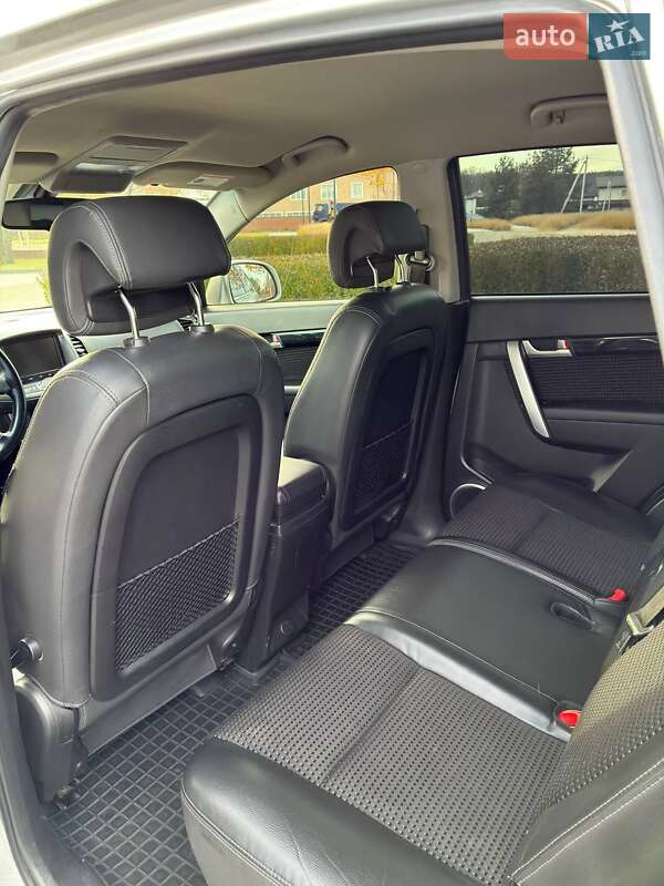 Внедорожник / Кроссовер Chevrolet Captiva 2011 в Ирпене фото 15 Внедорожник / Кроссовер Chevrolet Captiva 2011 в Ирпене