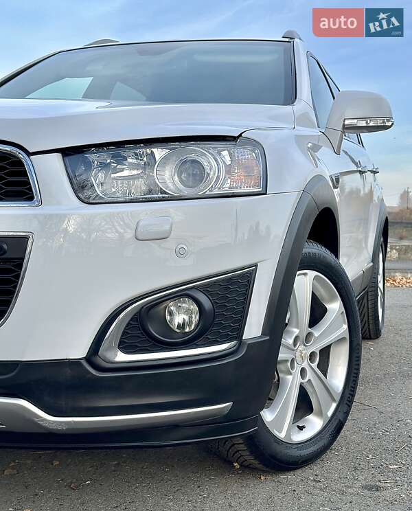 Внедорожник / Кроссовер Chevrolet Captiva 2014 в Бурштыне