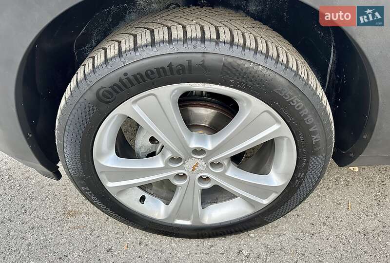 Внедорожник / Кроссовер Chevrolet Captiva 2014 в Бурштыне