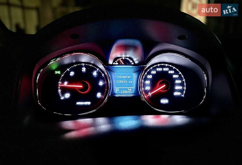 Внедорожник / Кроссовер Chevrolet Captiva 2014 в Бурштыне