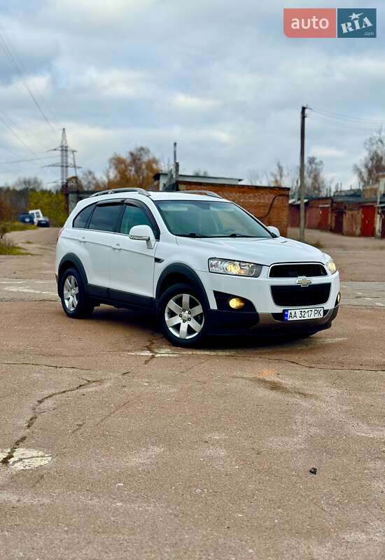 Внедорожник / Кроссовер Chevrolet Captiva 2011 в Чернигове фото 3 Внедорожник / Кроссовер Chevrolet Captiva 2011 в Чернигове