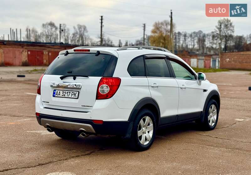 Внедорожник / Кроссовер Chevrolet Captiva 2011 в Чернигове фото 10 Внедорожник / Кроссовер Chevrolet Captiva 2011 в Чернигове