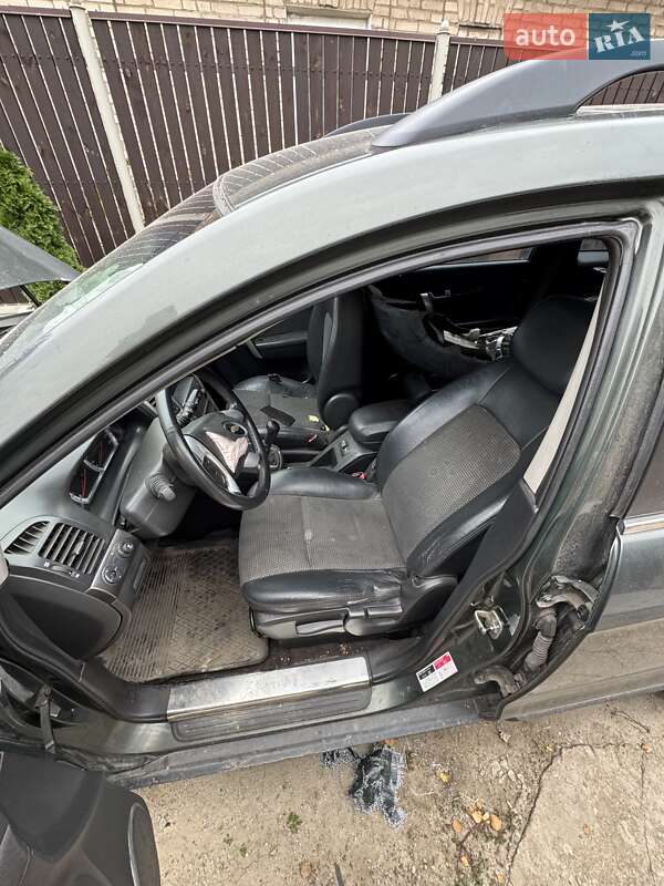 Внедорожник / Кроссовер Chevrolet Captiva 2006 в Запорожье фото 5 Внедорожник / Кроссовер Chevrolet Captiva 2006 в Запорожье