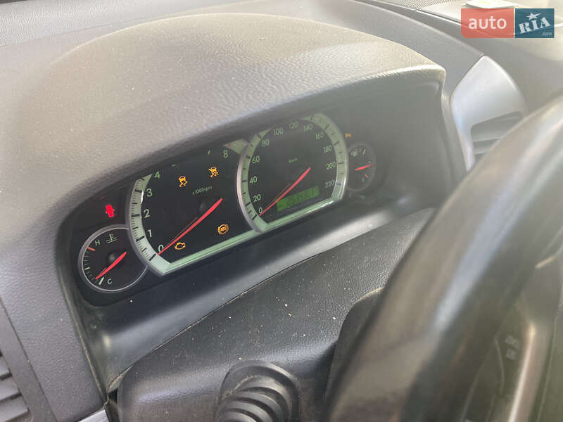 Внедорожник / Кроссовер Chevrolet Captiva 2008 в Виннице фото 6 Внедорожник / Кроссовер Chevrolet Captiva 2008 в Виннице