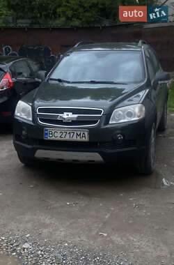 Позашляховик / Кросовер Chevrolet Captiva 2008 в Львові