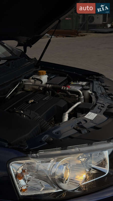 Внедорожник / Кроссовер Chevrolet Captiva 2012 в Стрые