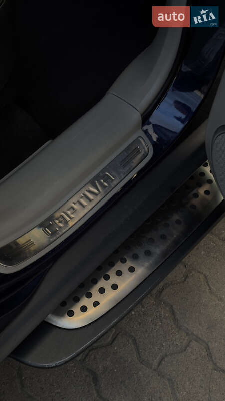 Внедорожник / Кроссовер Chevrolet Captiva 2012 в Стрые
