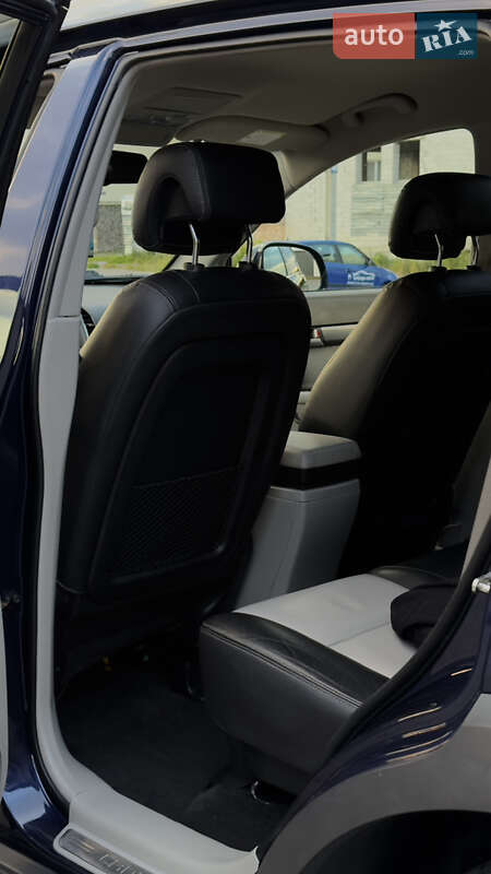 Внедорожник / Кроссовер Chevrolet Captiva 2012 в Стрые