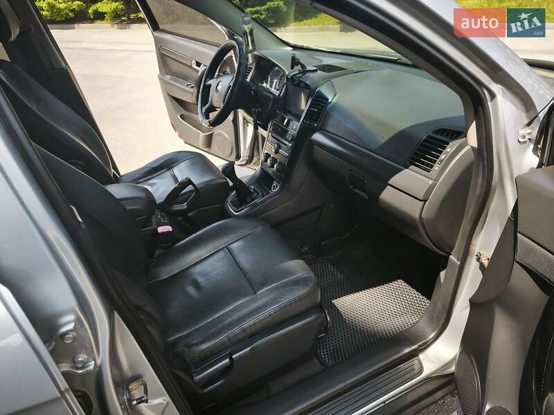Внедорожник / Кроссовер Chevrolet Captiva 2006 в Тернополе