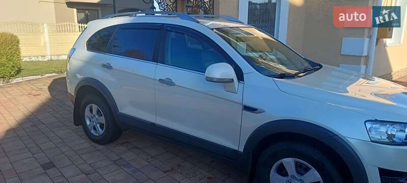Внедорожник / Кроссовер Chevrolet Captiva 2011 в Луцке фото 7 Внедорожник / Кроссовер Chevrolet Captiva 2011 в Луцке