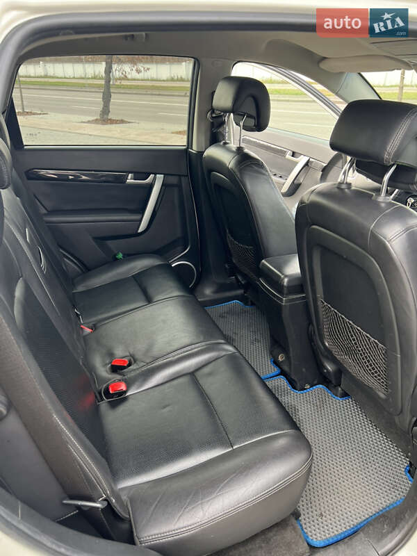 Внедорожник / Кроссовер Chevrolet Captiva 2012 в Киеве