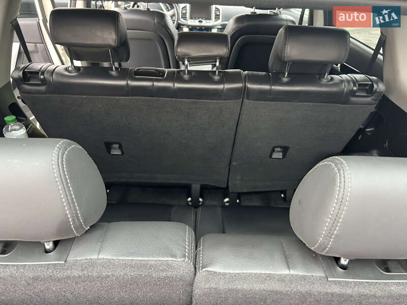 Внедорожник / Кроссовер Chevrolet Captiva 2012 в Киеве