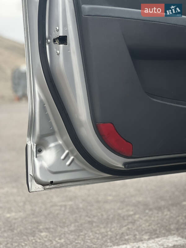 Внедорожник / Кроссовер Chevrolet Captiva 2007 в Киеве