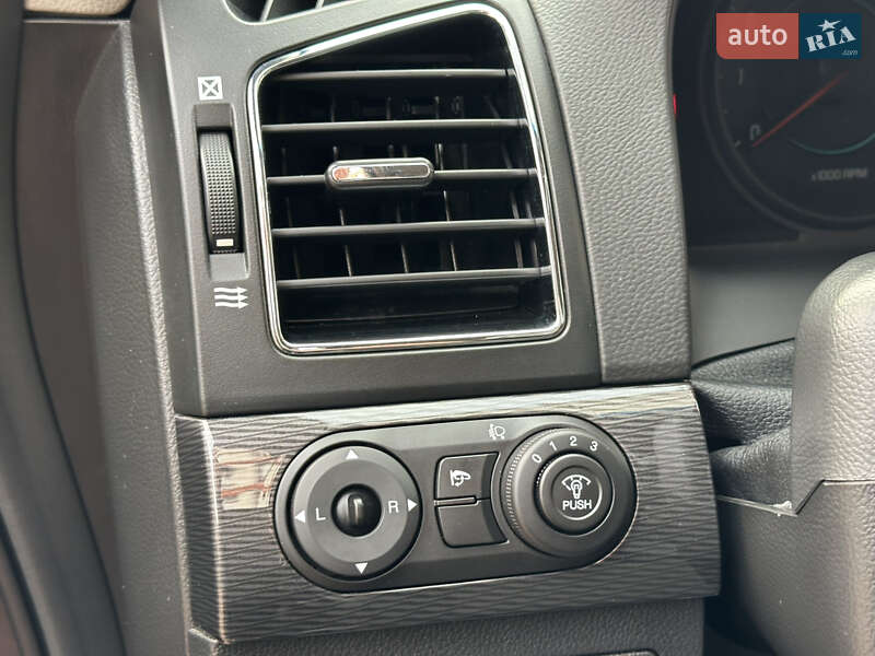 Позашляховик / Кросовер Chevrolet Captiva 2013 в Івано-Франківську