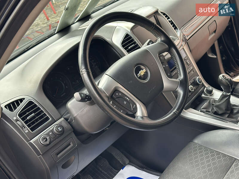 Позашляховик / Кросовер Chevrolet Captiva 2013 в Івано-Франківську