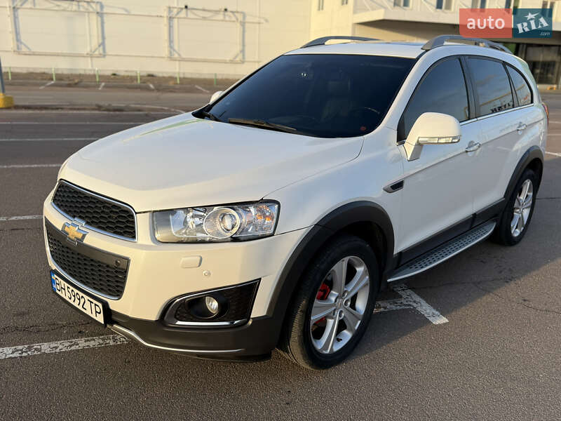 Позашляховик / Кросовер Chevrolet Captiva 2015 в Одесі