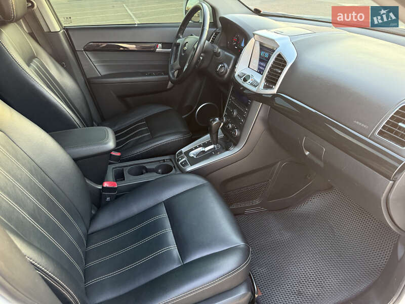 Позашляховик / Кросовер Chevrolet Captiva 2015 в Одесі