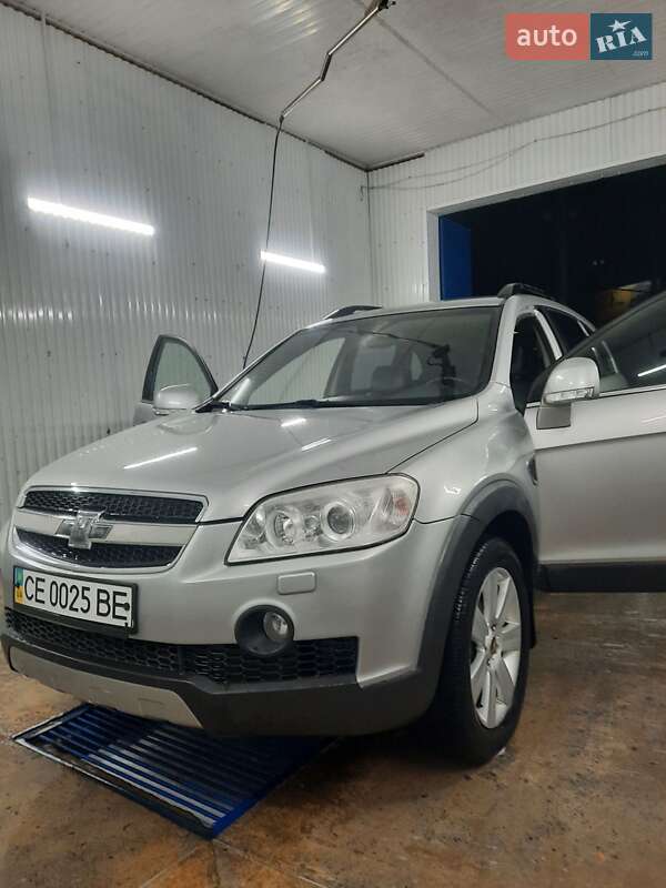Внедорожник / Кроссовер Chevrolet Captiva 2008 в Черновцах