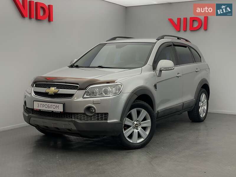 Позашляховик / Кросовер Chevrolet Captiva 2008 в Києві