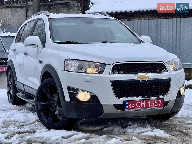 Внедорожник / Кроссовер Chevrolet Captiva 2013 в Стрые