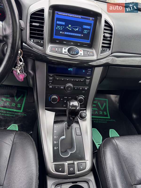 Внедорожник / Кроссовер Chevrolet Captiva 2013 в Стрые