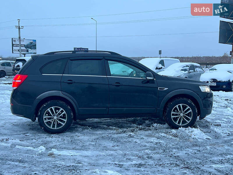 Позашляховик / Кросовер Chevrolet Captiva 2014 в Львові