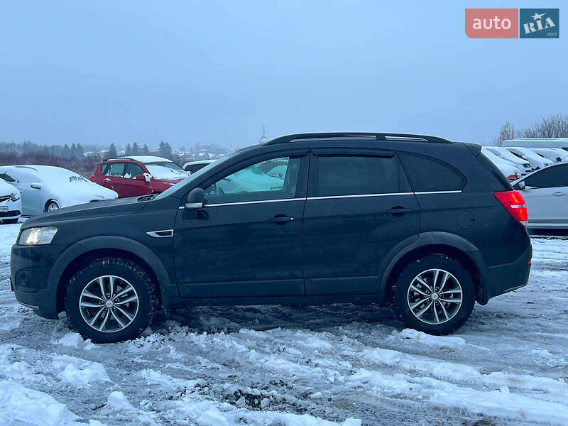 Позашляховик / Кросовер Chevrolet Captiva 2014 в Львові