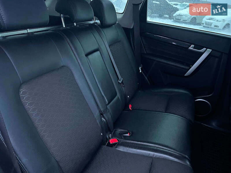 Позашляховик / Кросовер Chevrolet Captiva 2014 в Львові