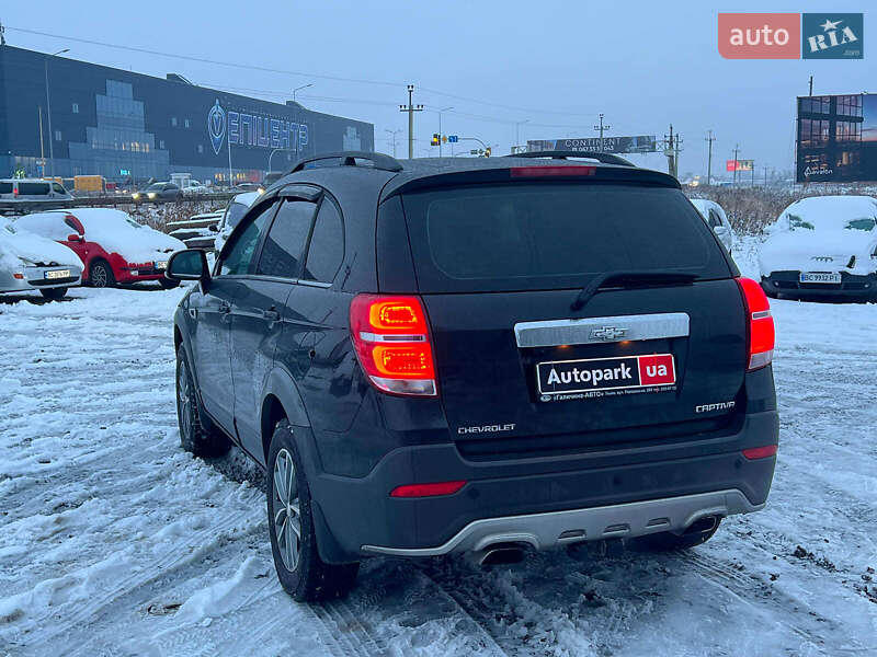 Позашляховик / Кросовер Chevrolet Captiva 2014 в Львові