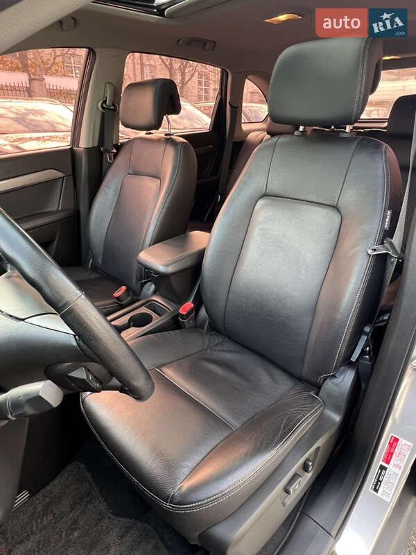 Внедорожник / Кроссовер Chevrolet Captiva 2012 в Одессе