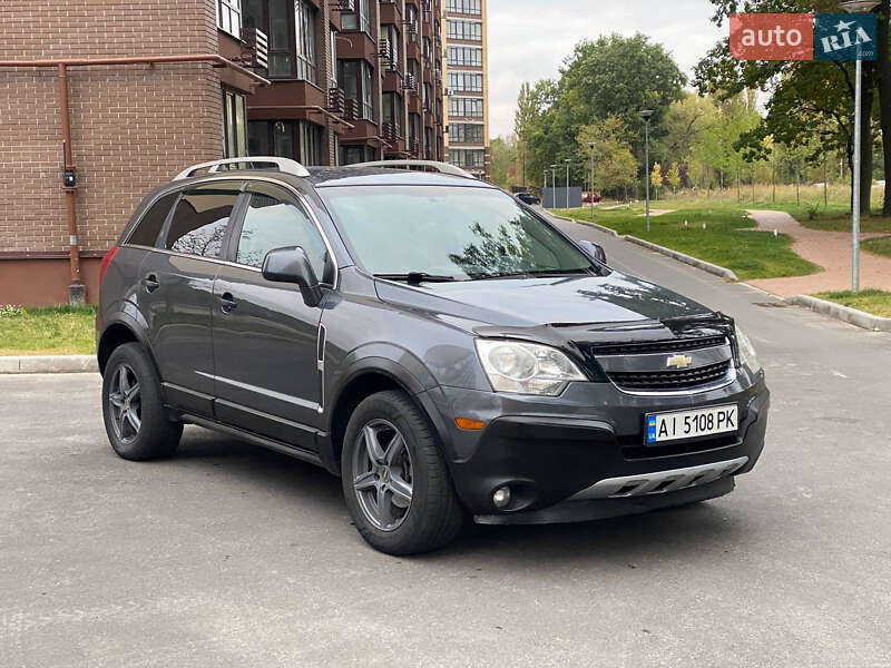 Внедорожник / Кроссовер Chevrolet Captiva 2013 в Чернигове