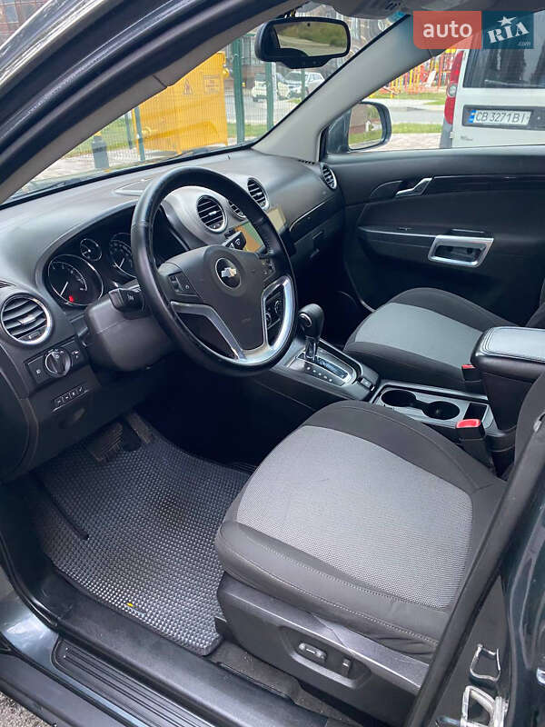Внедорожник / Кроссовер Chevrolet Captiva 2013 в Чернигове