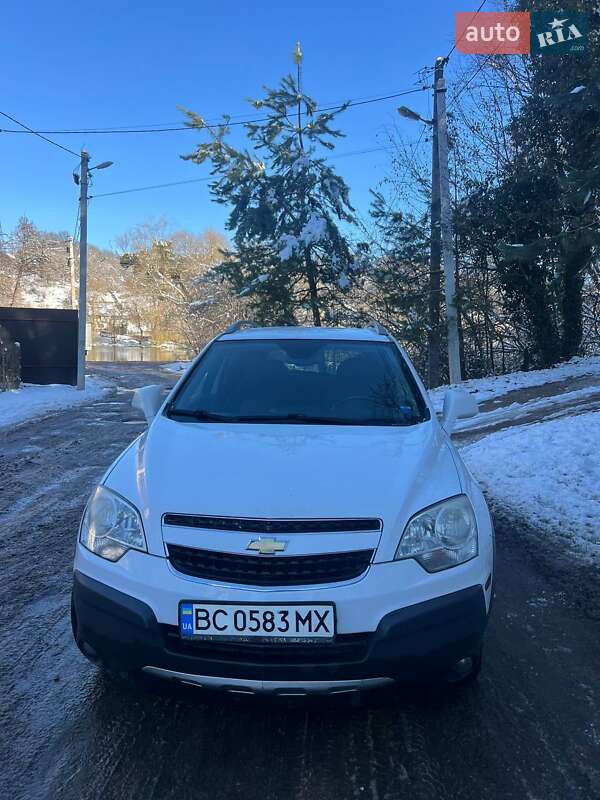 Внедорожник / Кроссовер Chevrolet Captiva 2014 в Львове