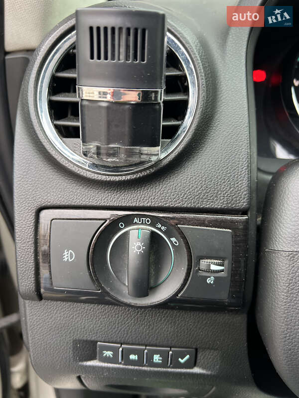 Внедорожник / Кроссовер Chevrolet Captiva 2014 в Киеве