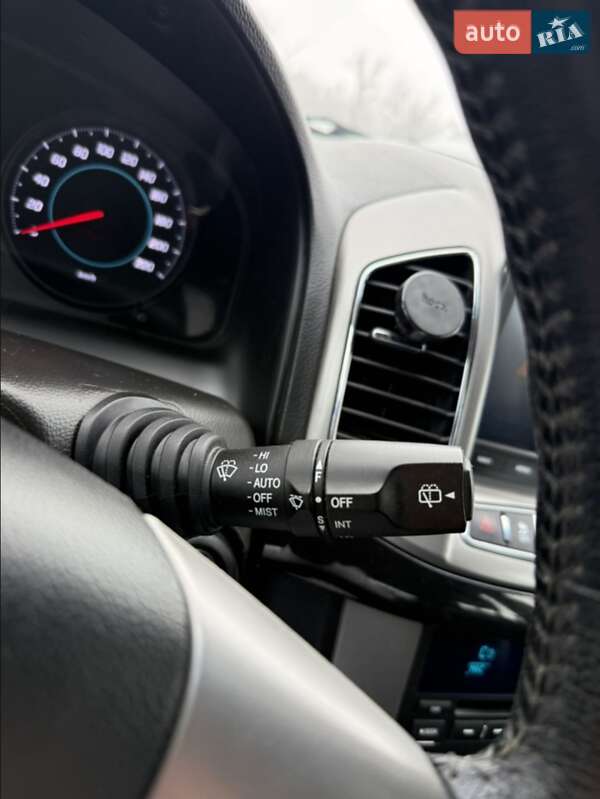 Позашляховик / Кросовер Chevrolet Captiva 2012 в Турці