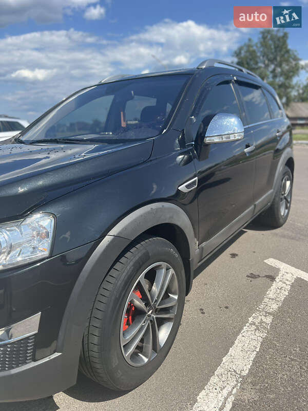 Внедорожник / Кроссовер Chevrolet Captiva 2011 в Сарнах