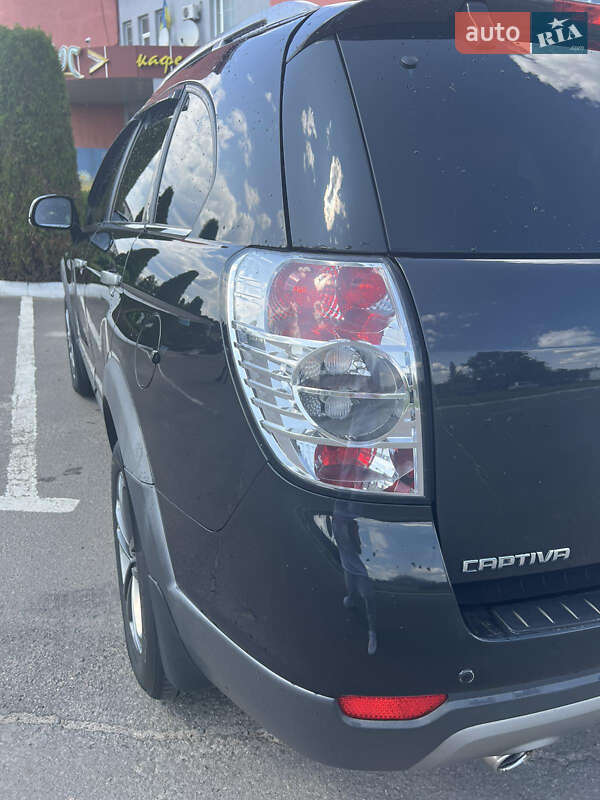 Внедорожник / Кроссовер Chevrolet Captiva 2011 в Сарнах